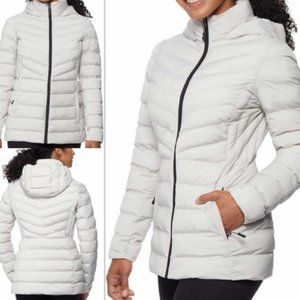 NWOT 32 degrees stylized puffer coat off-white size M